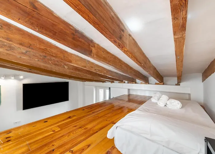 The Sailor House, Duplex Palma Center